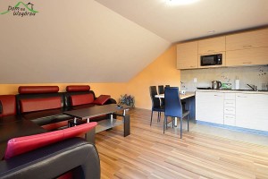 Dom na Wzgórzu apartamenty i pokoje do wynajęcia